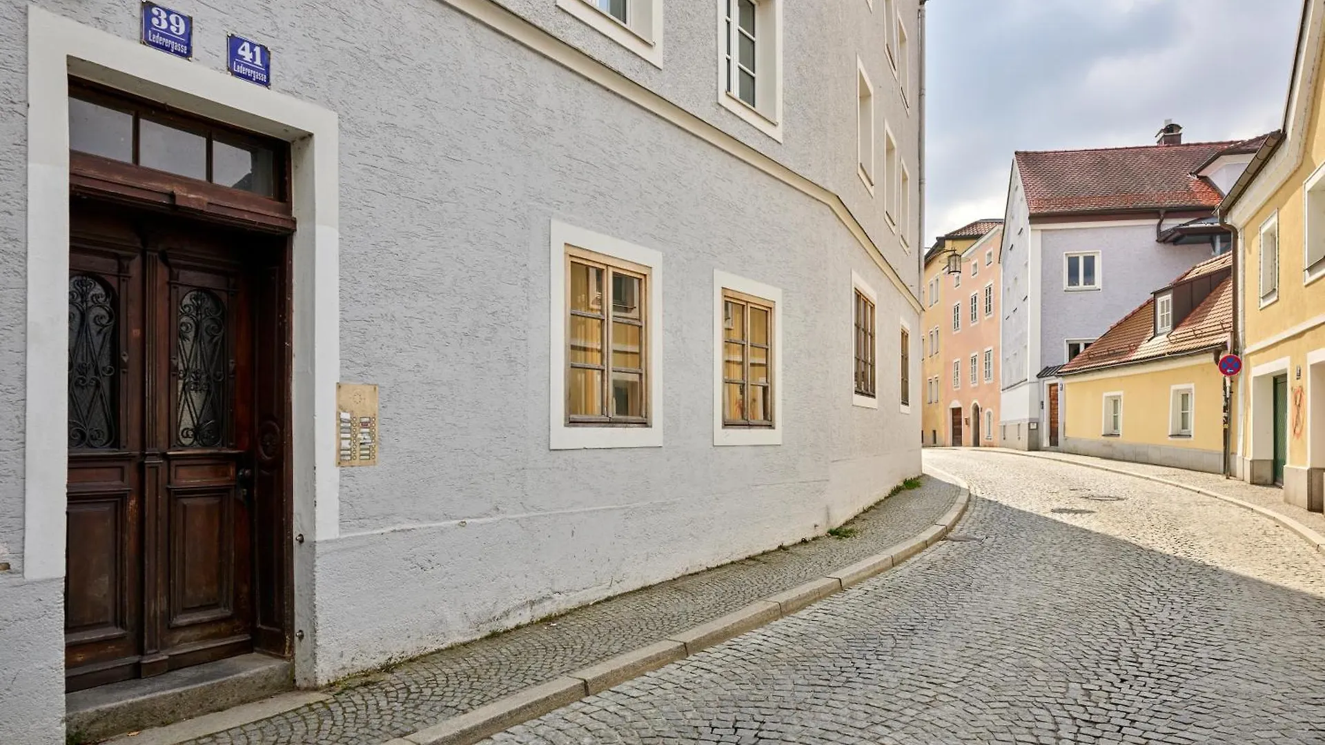 Apartamento Residery Zentrale Altbauwohnung Mit Arbeitsplatz In Der Innstadt Passau